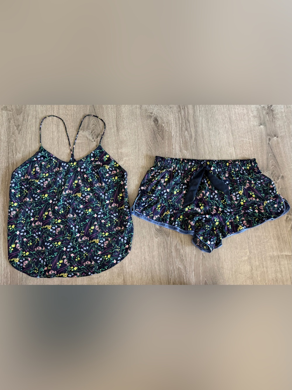 Victoria's Secret Black Floral Satin Sleep Set size M Silky Tank & Shorts